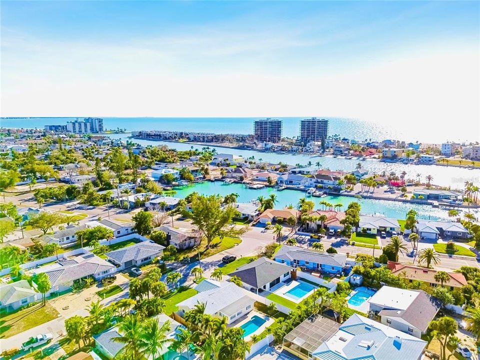 На продажу: $749,900 (3 спален, 2 ванн, 1446 Квадратных фут)