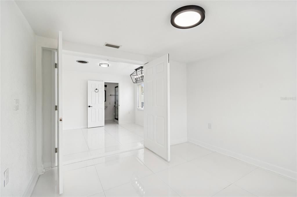 На продажу: $749,900 (3 спален, 2 ванн, 1446 Квадратных фут)