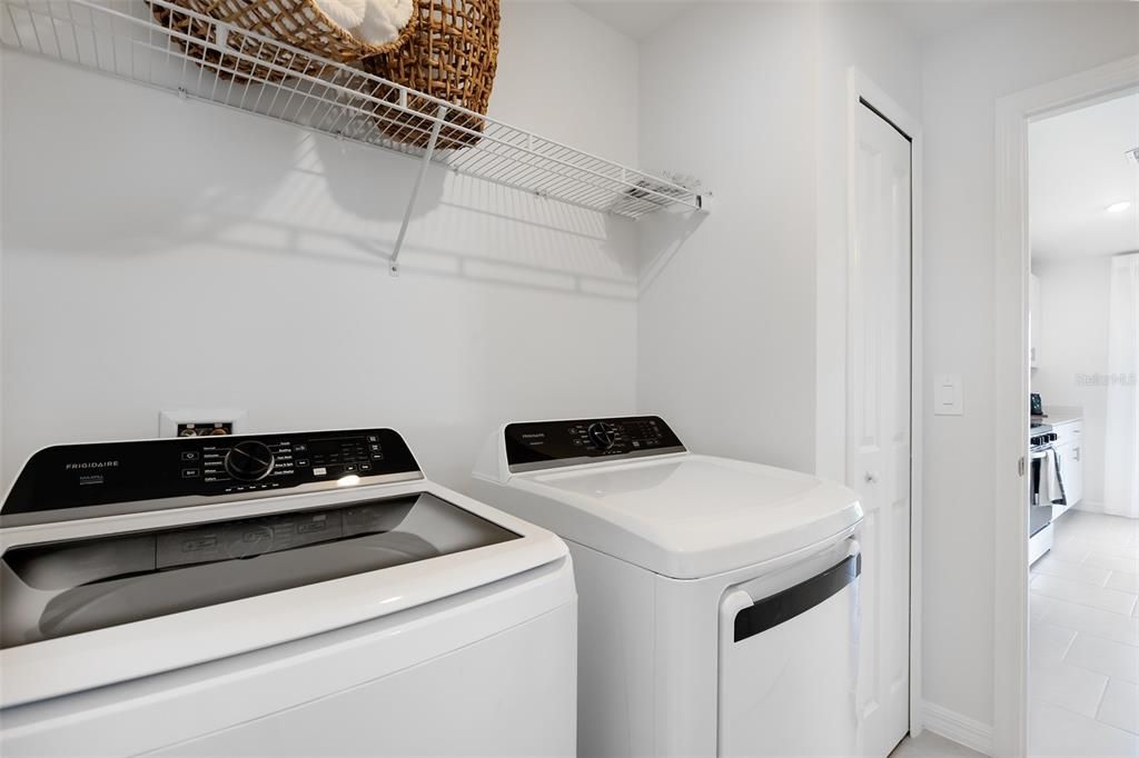 For Sale: $269,499 (3 beds, 2 baths, 1487 Square Feet)