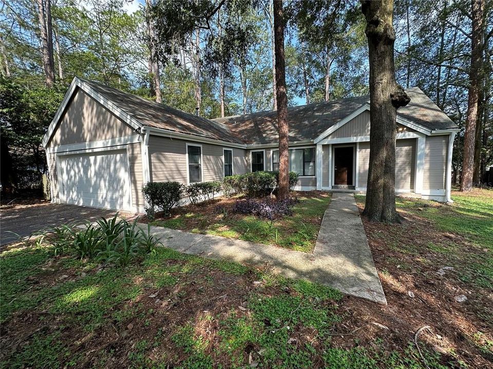 En Venta: $399,900 (4 camas, 3 baños, 1530 Pies cuadrados)