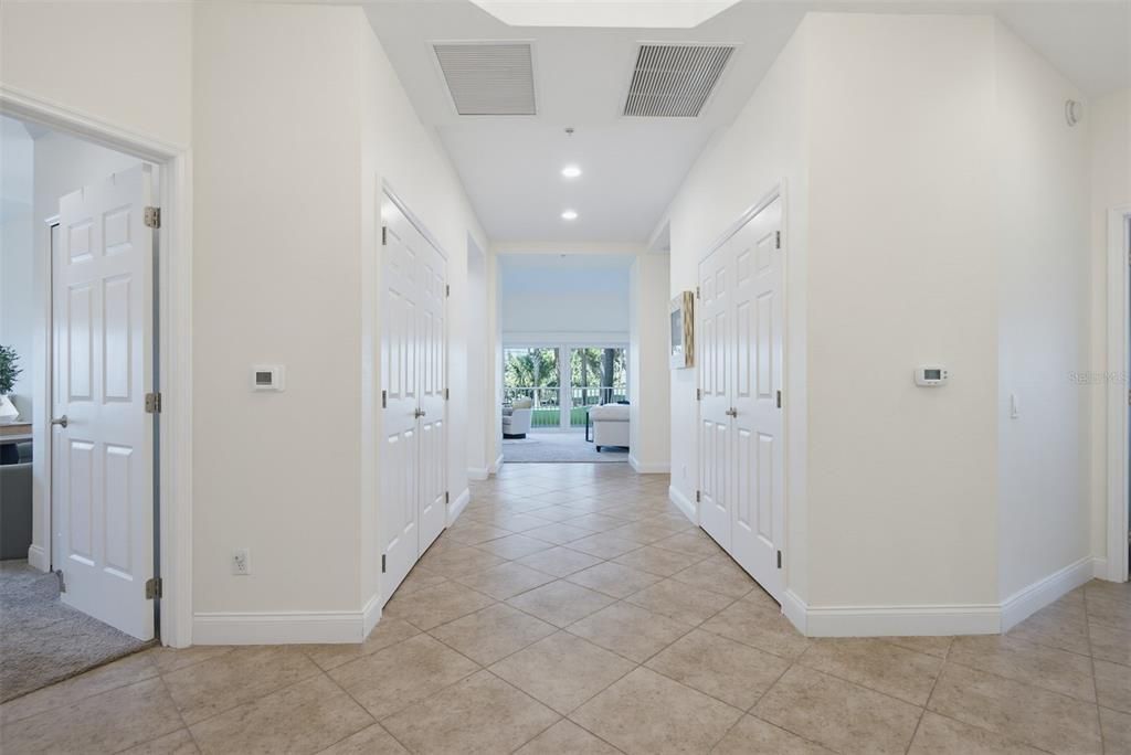 For Sale: $499,000 (3 beds, 3 baths, 2364 Square Feet)