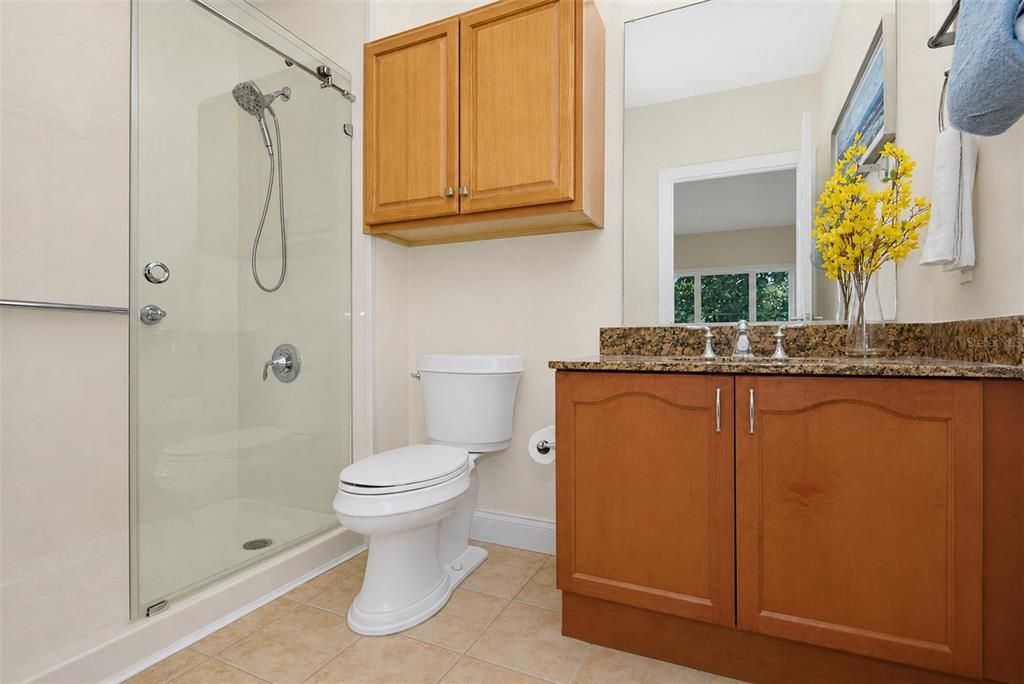 For Sale: $499,000 (3 beds, 3 baths, 2364 Square Feet)