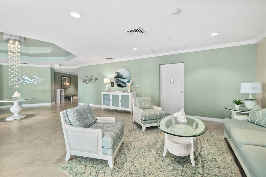 For Sale: $499,000 (3 beds, 3 baths, 2364 Square Feet)