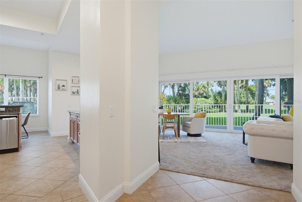 For Sale: $499,000 (3 beds, 3 baths, 2364 Square Feet)