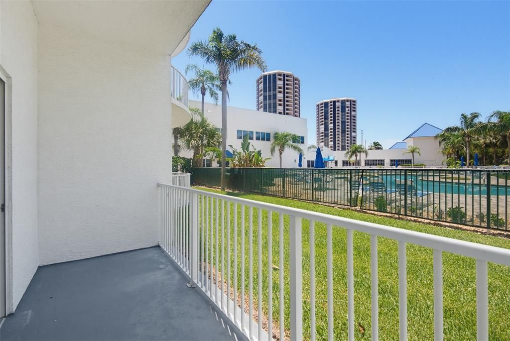 For Sale: $499,000 (3 beds, 3 baths, 2364 Square Feet)