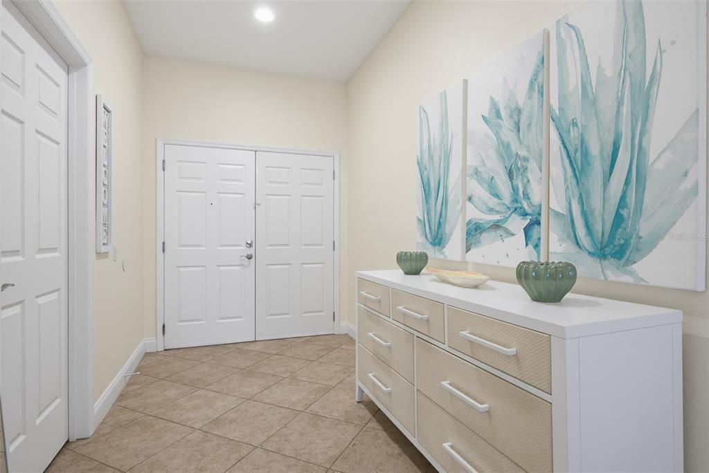 For Sale: $499,000 (3 beds, 3 baths, 2364 Square Feet)
