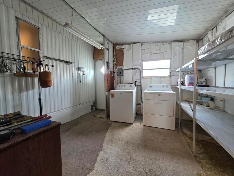 На продажу: $139,500 (2 спален, 2 ванн, 1176 Квадратных фут)