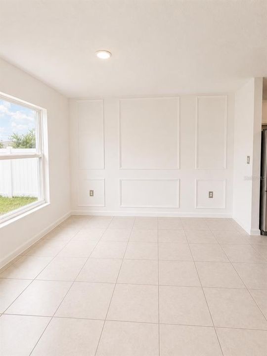 For Sale: $299,900 (3 beds, 2 baths, 1405 Square Feet)