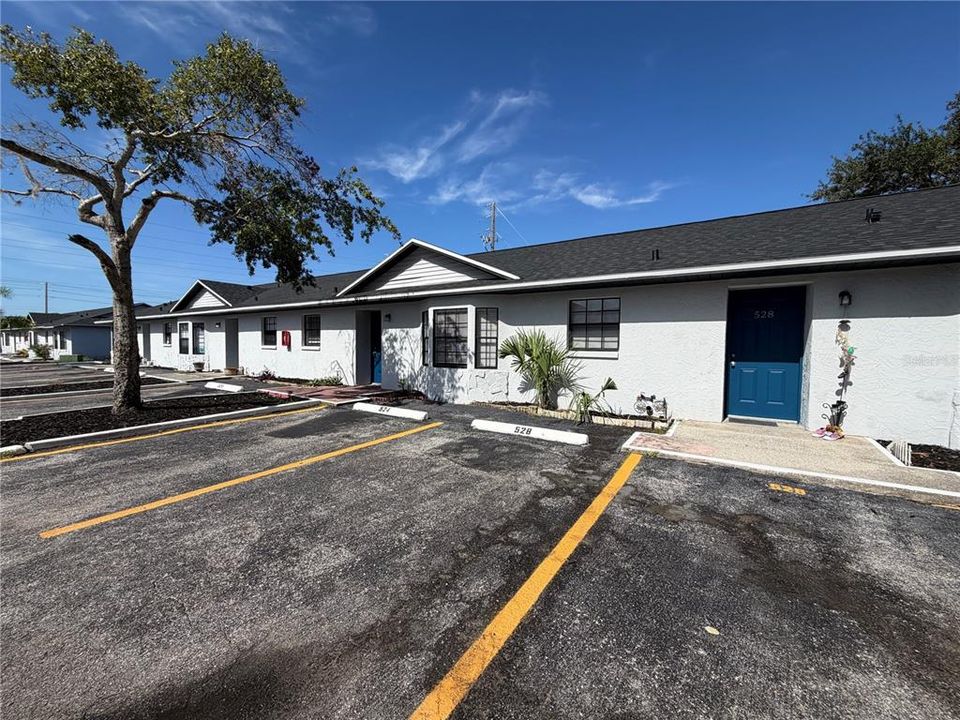 For Rent: $1,495 (2 beds, 2 baths, 1000 Square Feet)