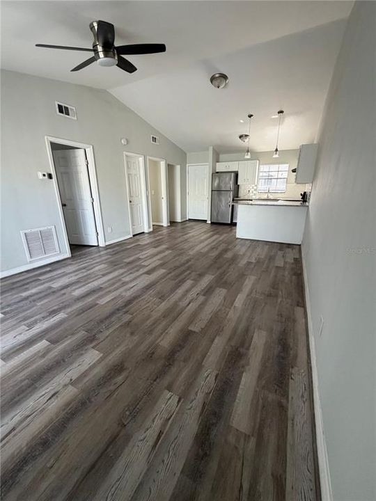 For Rent: $1,495 (2 beds, 2 baths, 1000 Square Feet)