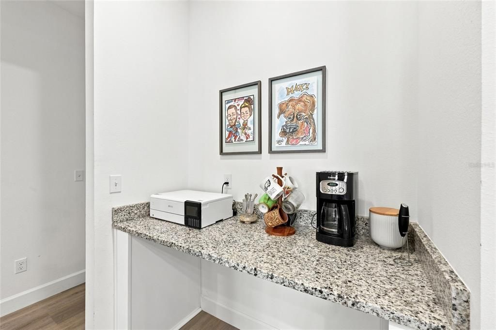 For Sale: $399,000 (4 beds, 3 baths, 2286 Square Feet)