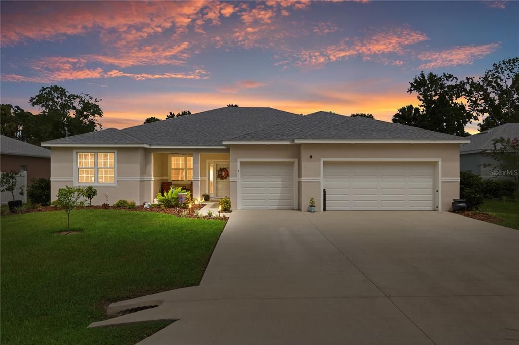 For Sale: $399,000 (4 beds, 3 baths, 2286 Square Feet)