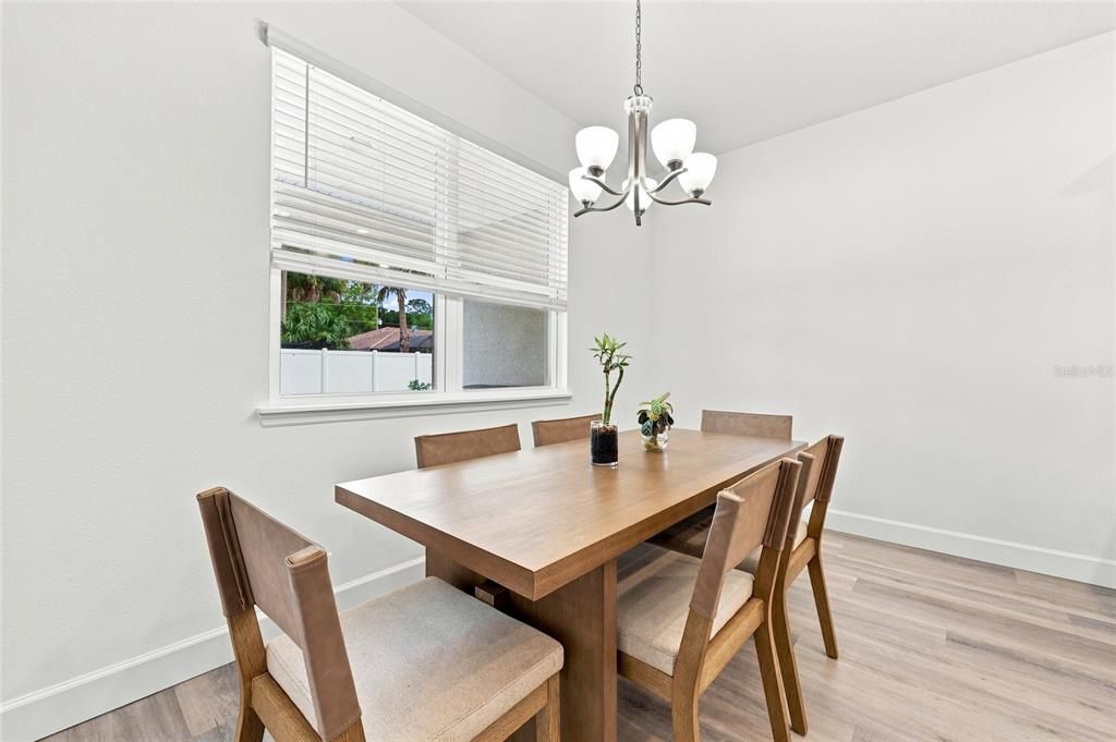 For Sale: $399,000 (4 beds, 3 baths, 2286 Square Feet)