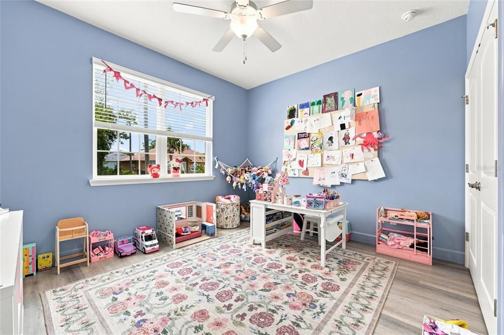 For Sale: $399,000 (4 beds, 3 baths, 2286 Square Feet)