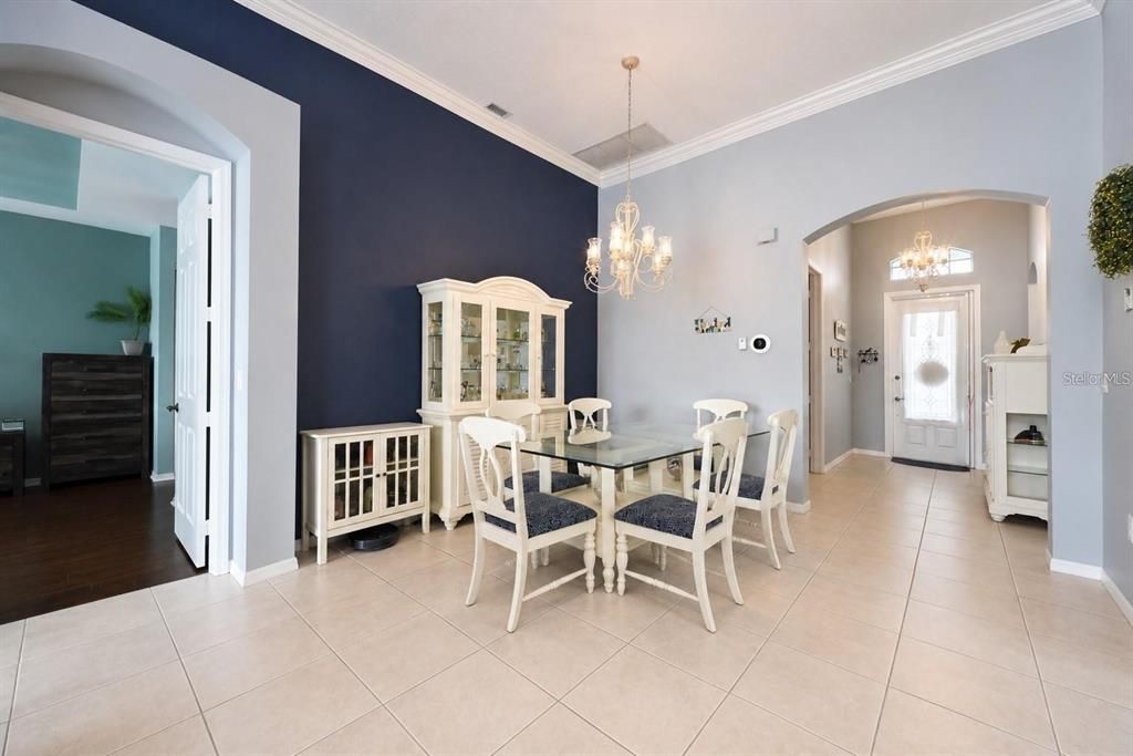 En Venta: $420,000 (3 camas, 2 baños, 1752 Pies cuadrados)