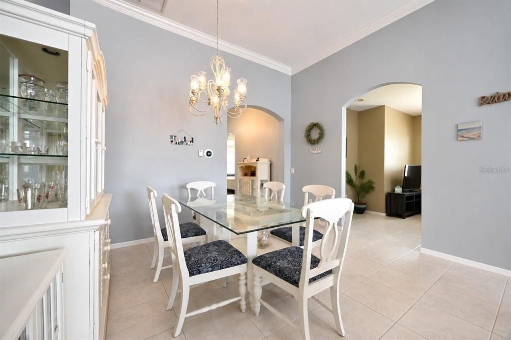 En Venta: $420,000 (3 camas, 2 baños, 1752 Pies cuadrados)