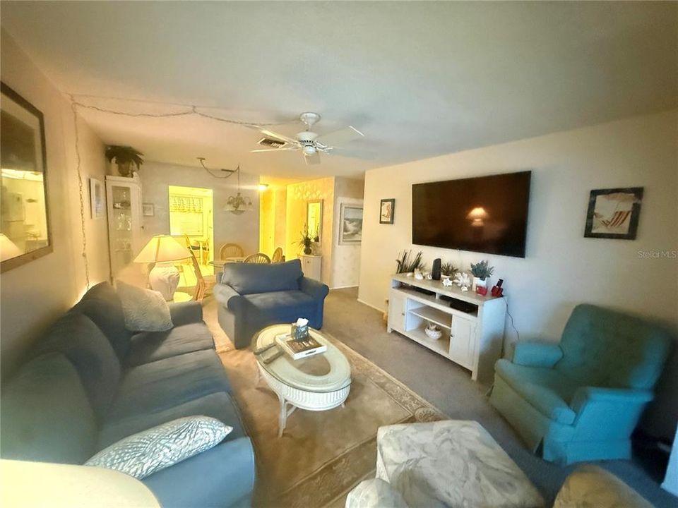 En Venta: $139,900 (2 camas, 2 baños, 960 Pies cuadrados)