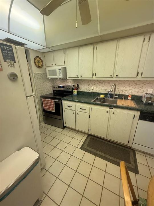 En Venta: $139,900 (2 camas, 2 baños, 960 Pies cuadrados)