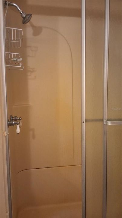For Sale: $99,000 (2 beds, 1 baths, 600 Square Feet)