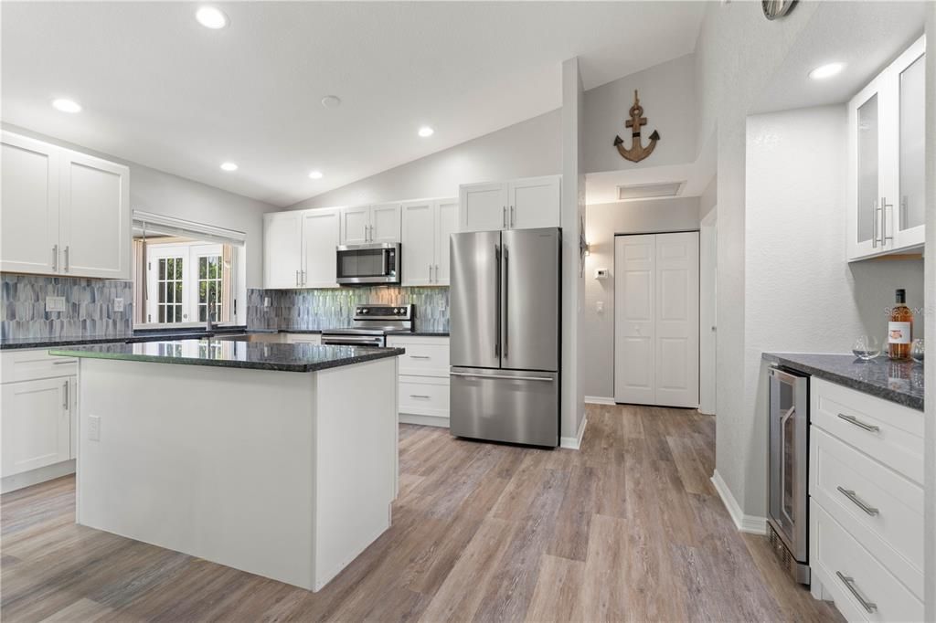 En Venta: $369,000 (3 camas, 2 baños, 1779 Pies cuadrados)