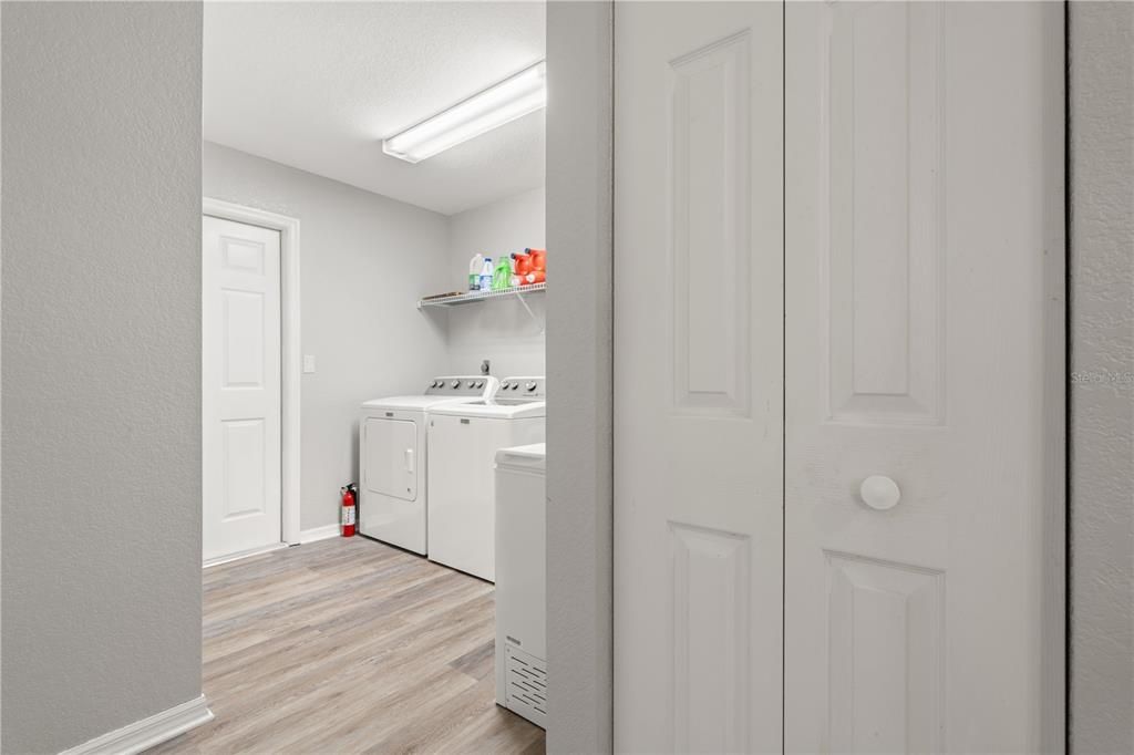 En Venta: $369,000 (3 camas, 2 baños, 1779 Pies cuadrados)