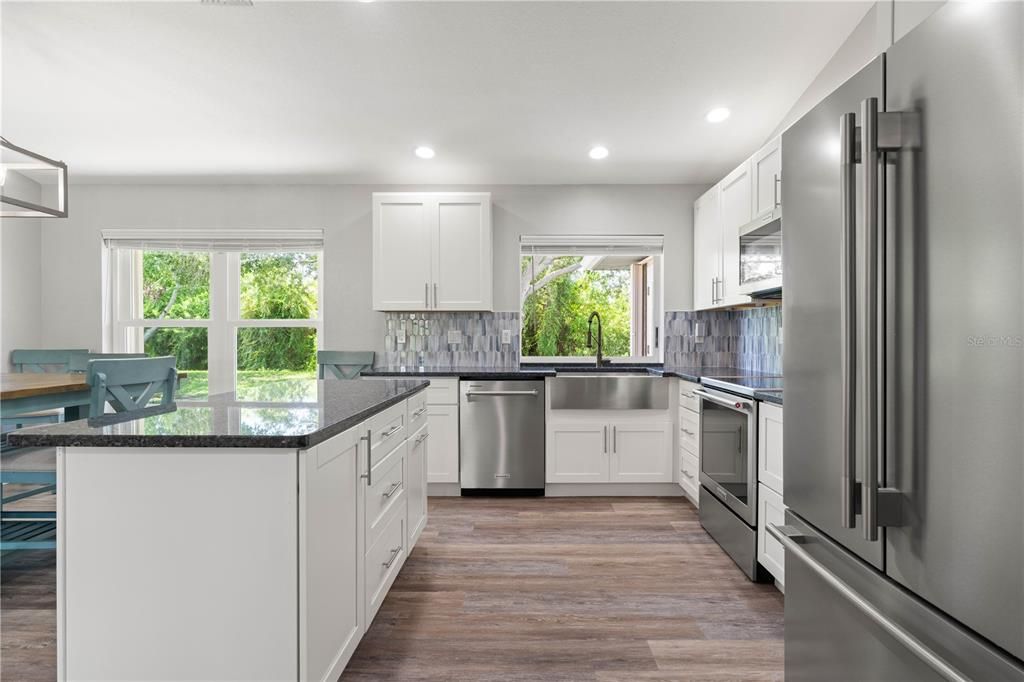 En Venta: $369,000 (3 camas, 2 baños, 1779 Pies cuadrados)