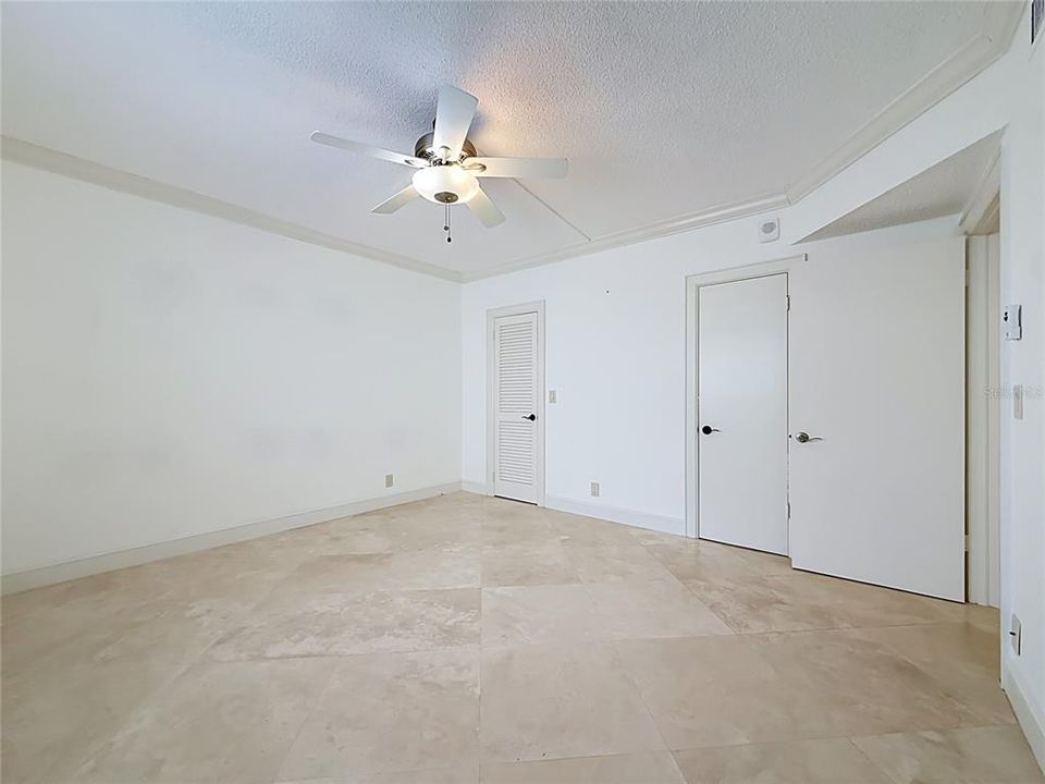 For Sale: $825,000 (2 beds, 2 baths, 1340 Square Feet)