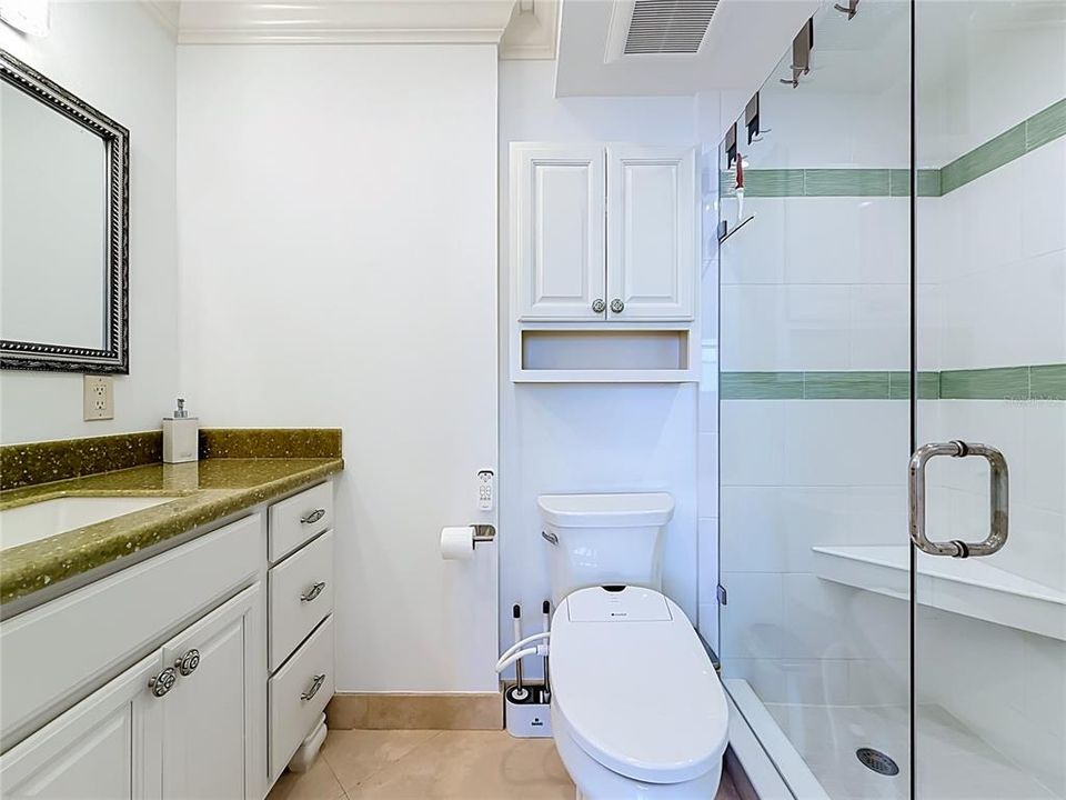 For Sale: $825,000 (2 beds, 2 baths, 1340 Square Feet)