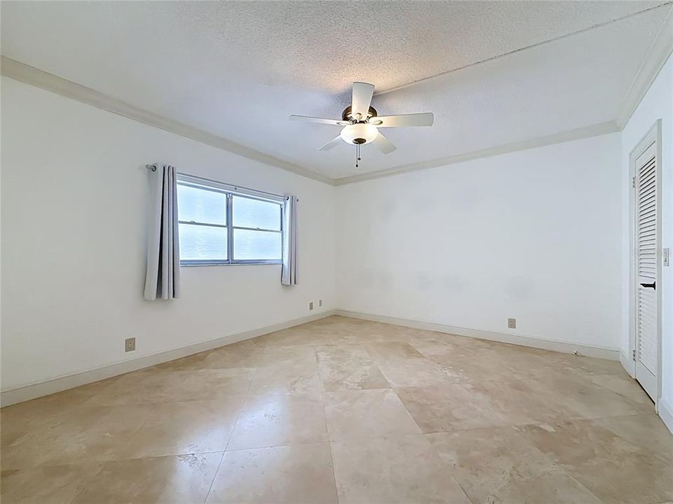 For Sale: $825,000 (2 beds, 2 baths, 1340 Square Feet)