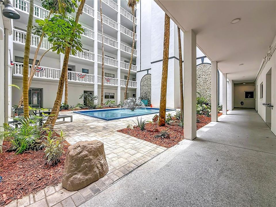 For Sale: $825,000 (2 beds, 2 baths, 1340 Square Feet)