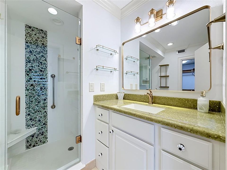 For Sale: $825,000 (2 beds, 2 baths, 1340 Square Feet)