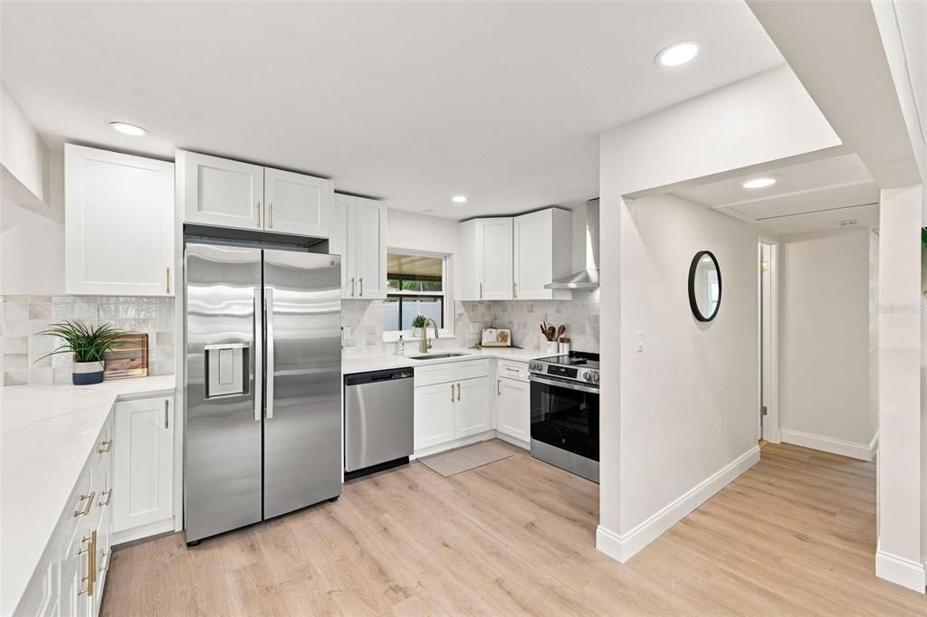 En Venta: $514,700 (4 camas, 2 baños, 1539 Pies cuadrados)