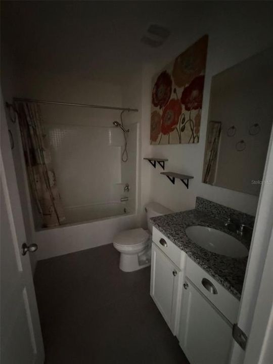 For Rent: $2,250 (4 beds, 2 baths, 1836 Square Feet)