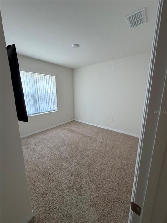 For Rent: $2,250 (4 beds, 2 baths, 1836 Square Feet)