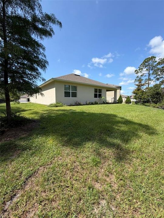 For Rent: $2,250 (4 beds, 2 baths, 1836 Square Feet)