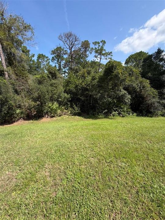 For Rent: $2,250 (4 beds, 2 baths, 1836 Square Feet)