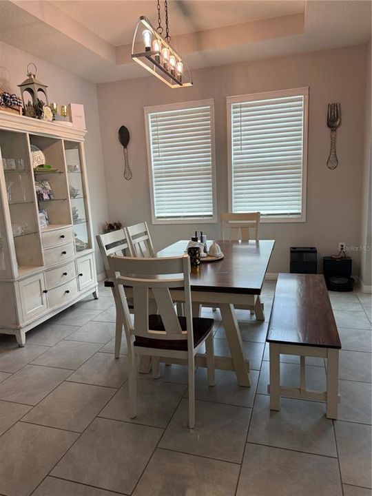 For Sale: $599,900 (4 beds, 3 baths, 2798 Square Feet)