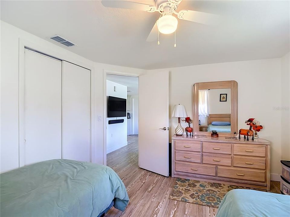 En Venta: $425,000 (3 camas, 2 baños, 1248 Pies cuadrados)