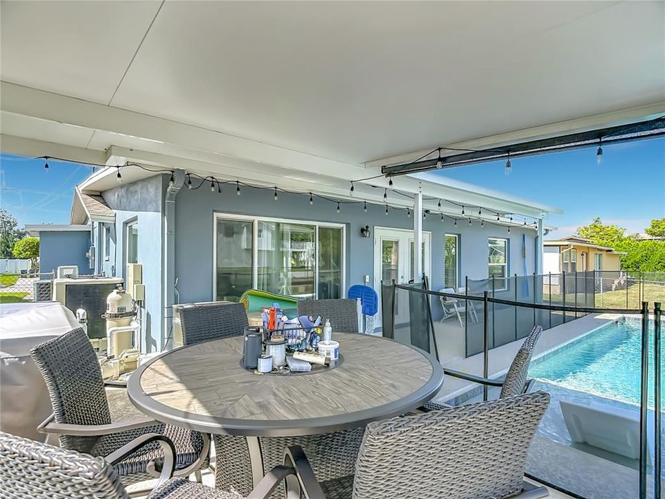 En Venta: $425,000 (3 camas, 2 baños, 1248 Pies cuadrados)