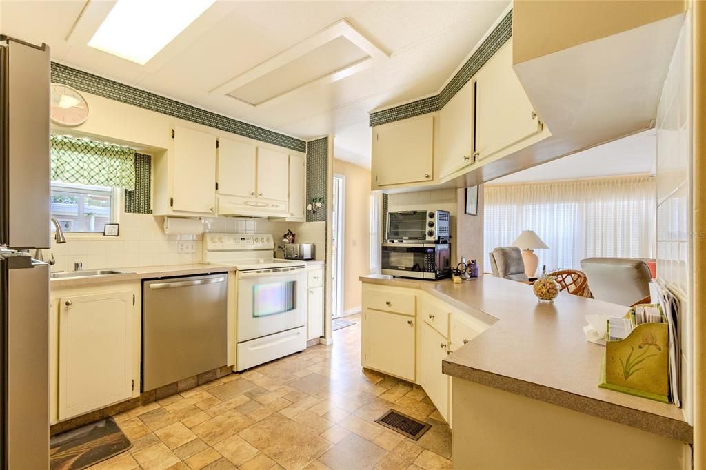 En Venta: $139,000 (2 camas, 2 baños, 1382 Pies cuadrados)