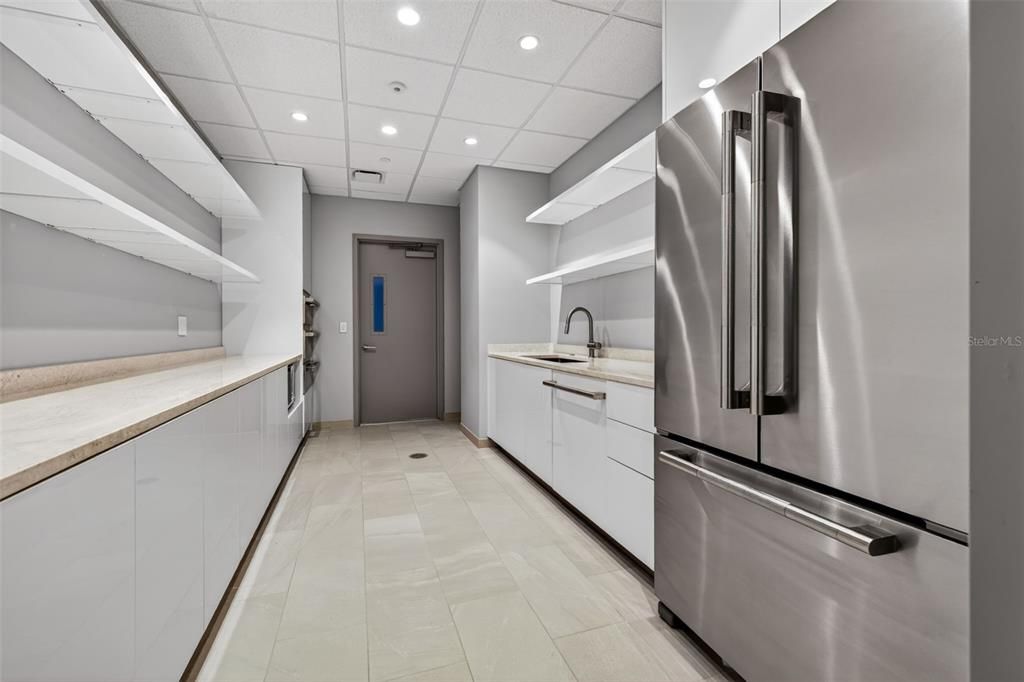 For Rent: $9,250 (3 beds, 3 baths, 1948 Square Feet)
