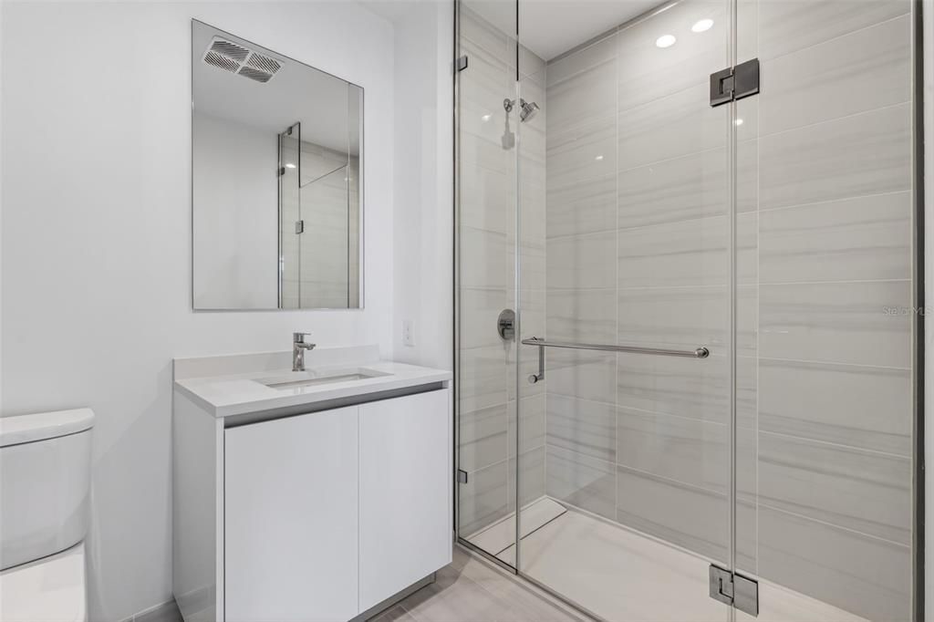 For Rent: $9,250 (3 beds, 3 baths, 1948 Square Feet)