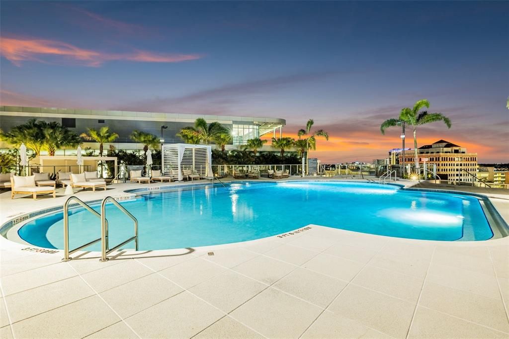 For Rent: $9,250 (3 beds, 3 baths, 1948 Square Feet)