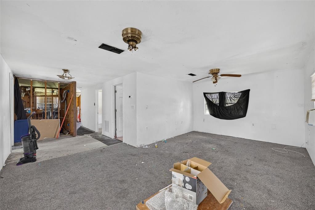 En Venta: $225,000 (2 camas, 1 baños, 1050 Pies cuadrados)