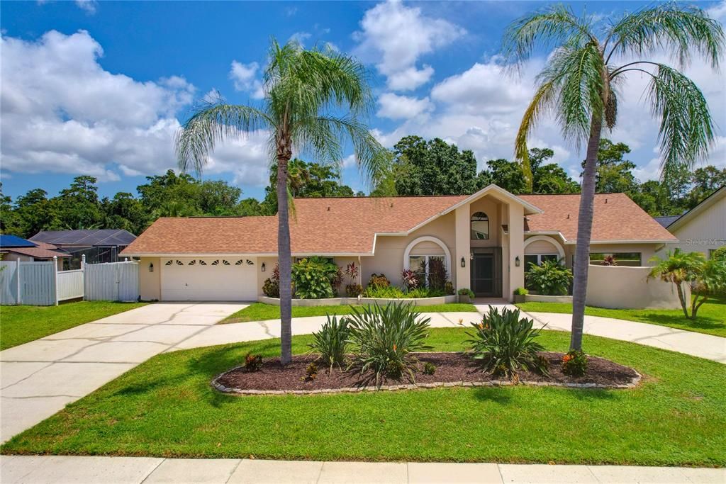 待售: $719,000 (4 贝兹, 2 浴室, 2584 平方英尺)