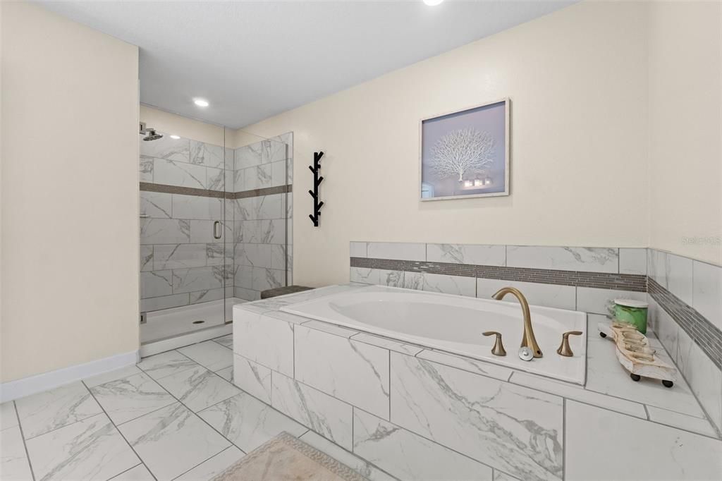 En Renta: $6,500 (5 camas, 4 baños, 3856 Pies cuadrados)