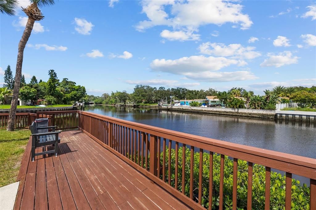For Rent: $1,400 (1 beds, 1 baths, 760 Square Feet)