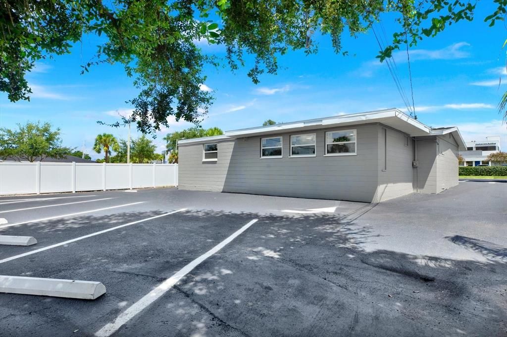 En Venta: $395,000 (0 camas, 0 baños, 1792 Pies cuadrados)
