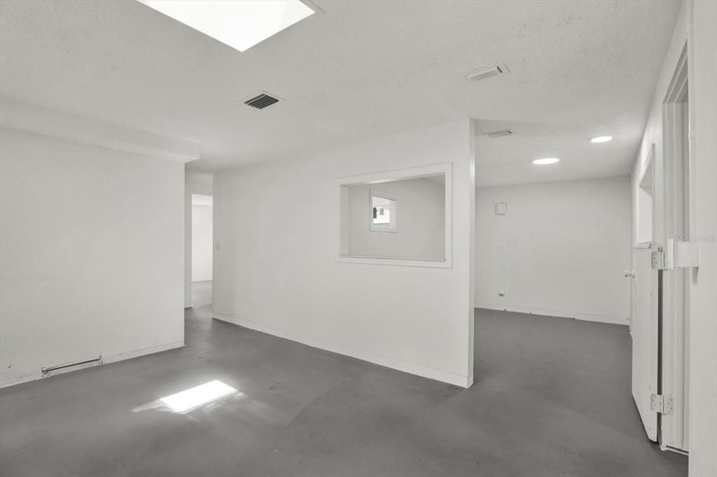 En Venta: $395,000 (0 camas, 0 baños, 1792 Pies cuadrados)