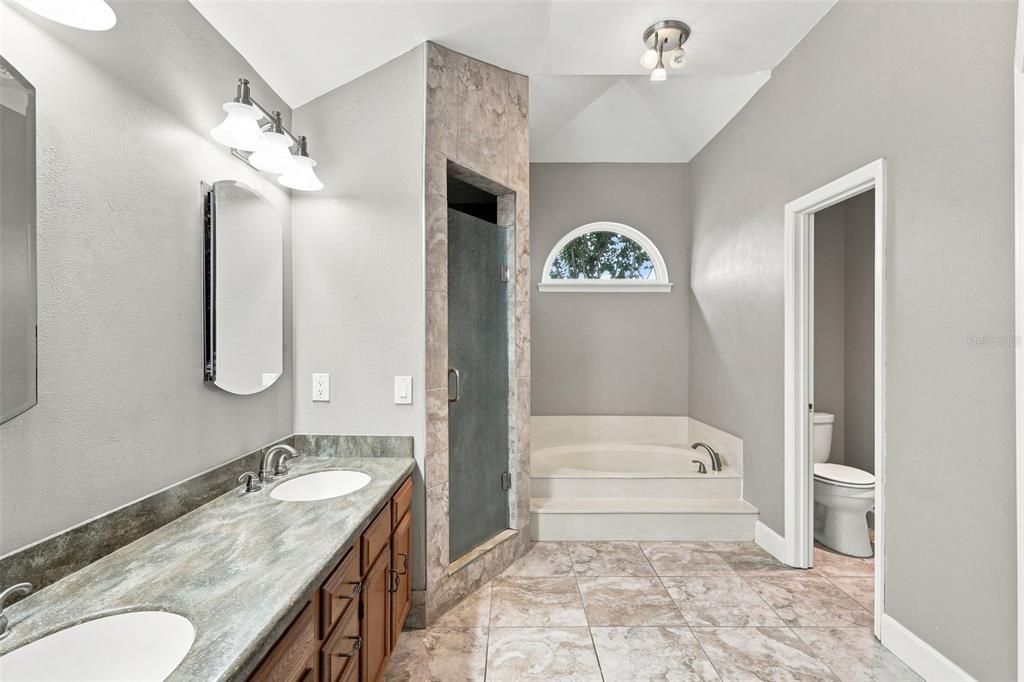 For Sale: $435,000 (3 beds, 2 baths, 2121 Square Feet)